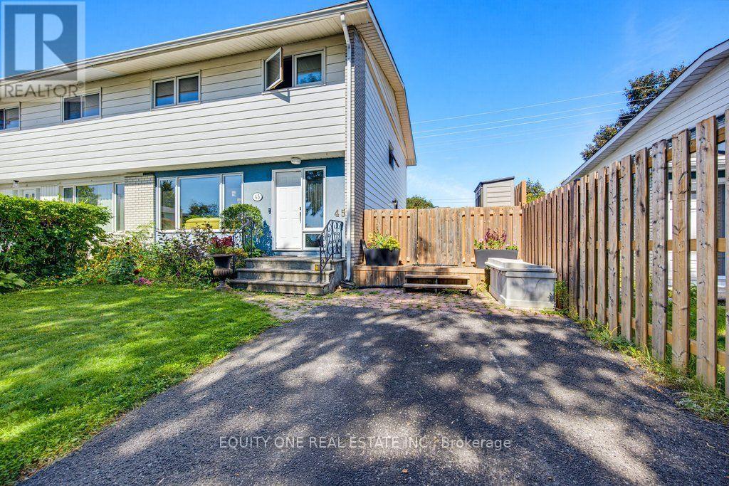 45 Southview Crescent, Ottawa, Ontario  K2E 5R4 - Photo 2 - X13759388