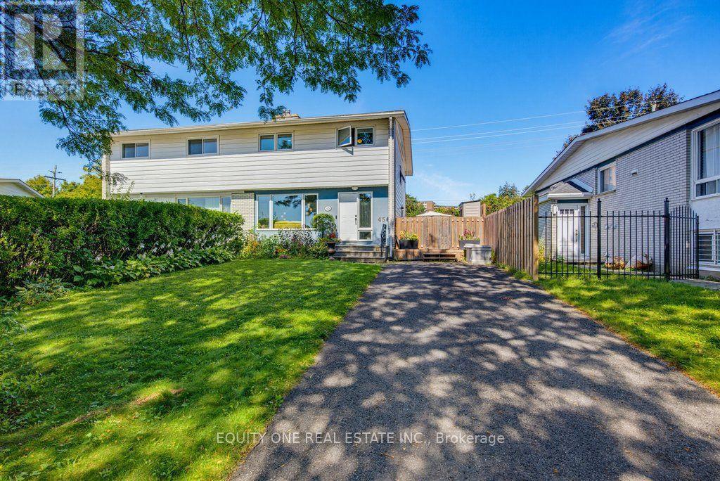 45 Southview Crescent, Ottawa, Ontario  K2E 5R4 - Photo 4 - X13759388