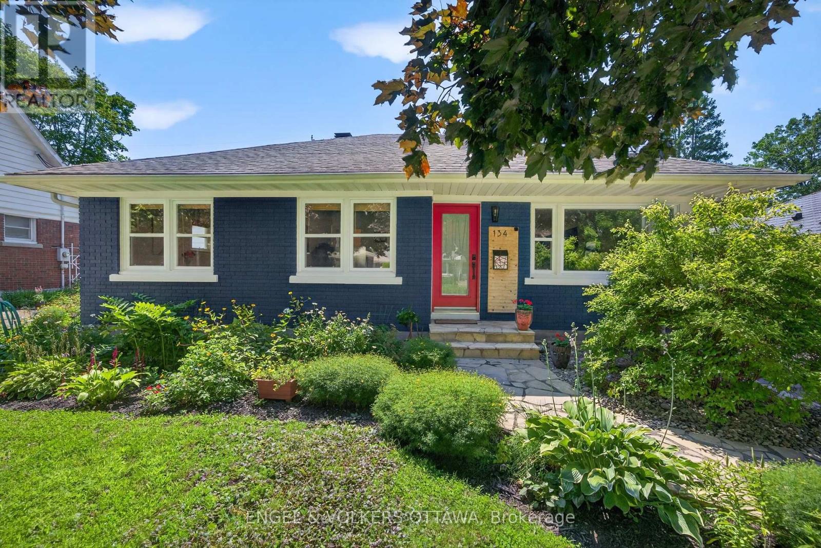 134 Rachael Avenue, Ottawa, Ontario  K1H 6C6 - Photo 1 - X13759428