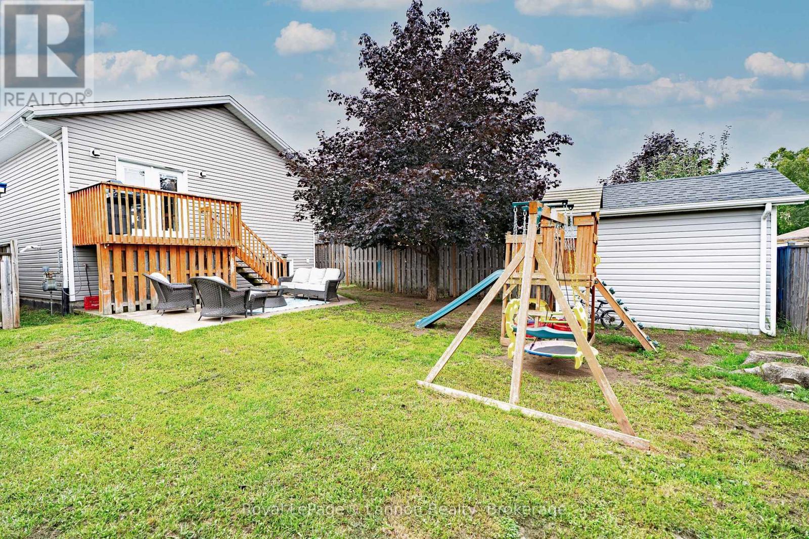 82 Brent Street, Thunder Bay, Ontario  P7A 5T6 - Photo 3 - X13759398