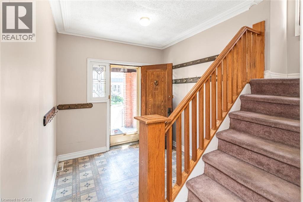 75 Kensington Avenue N, Hamilton, Ontario  L8L 7N3 - Photo 10 - 40861146