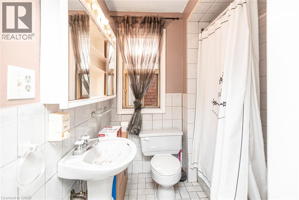 75 Kensington Avenue N, Hamilton, Ontario  L8L 7N3 - Photo 38 - 40861146