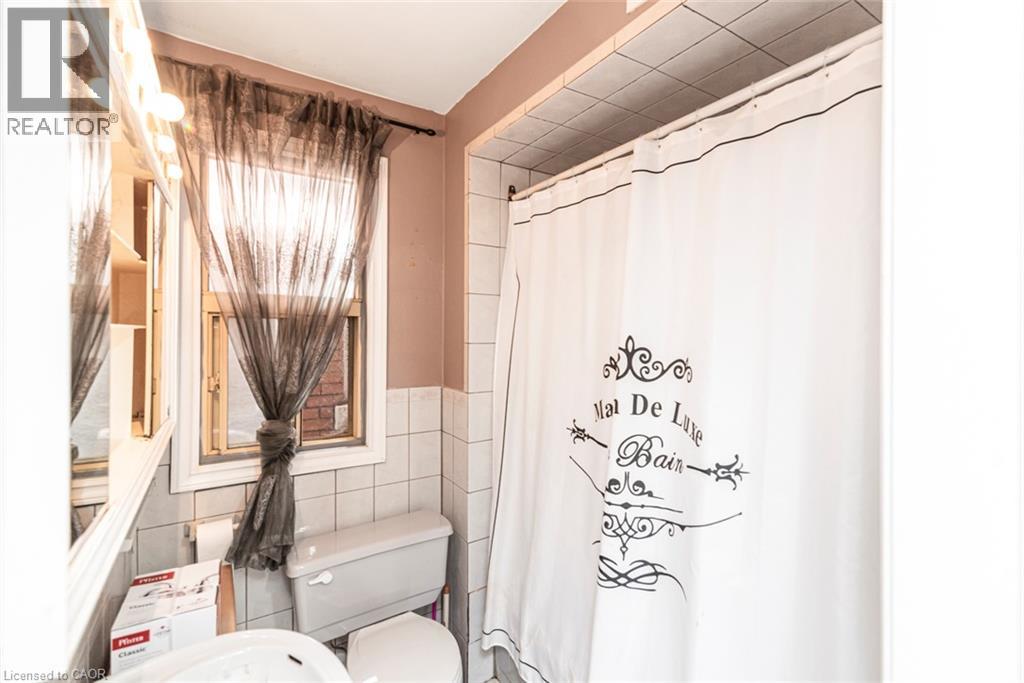 75 Kensington Avenue N, Hamilton, Ontario  L8L 7N3 - Photo 36 - 40861146