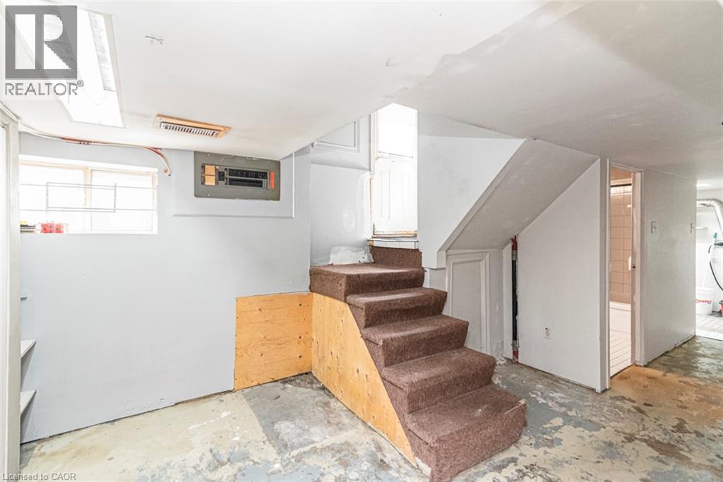 75 Kensington Avenue N, Hamilton, Ontario  L8L 7N3 - Photo 40 - 40861146