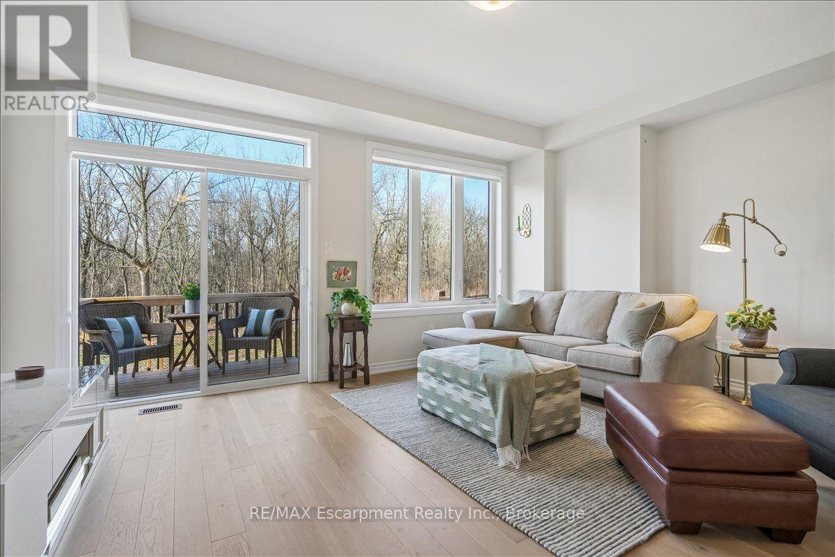 2092 Ellerston Common, Burlington, Ontario  L7P 0V6 - Photo 21 - W13759326