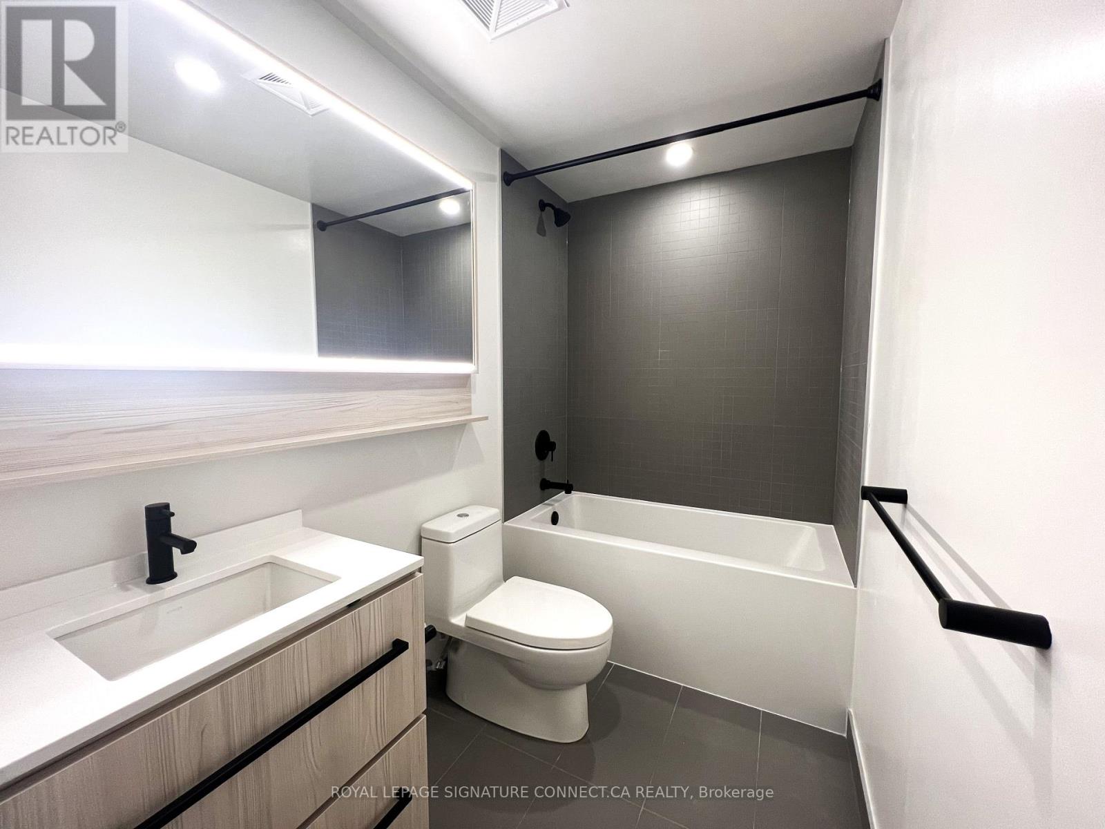 805 - 425 Front Street E, Toronto, Ontario  M5A 0X2 - Photo 14 - C13759272