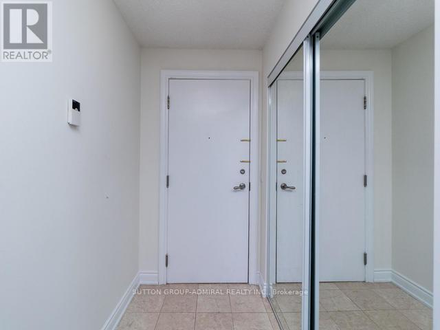 912 - 15 Greenview Avenue, Toronto, Ontario  M2M 1R2 - Photo 4 - C13759302