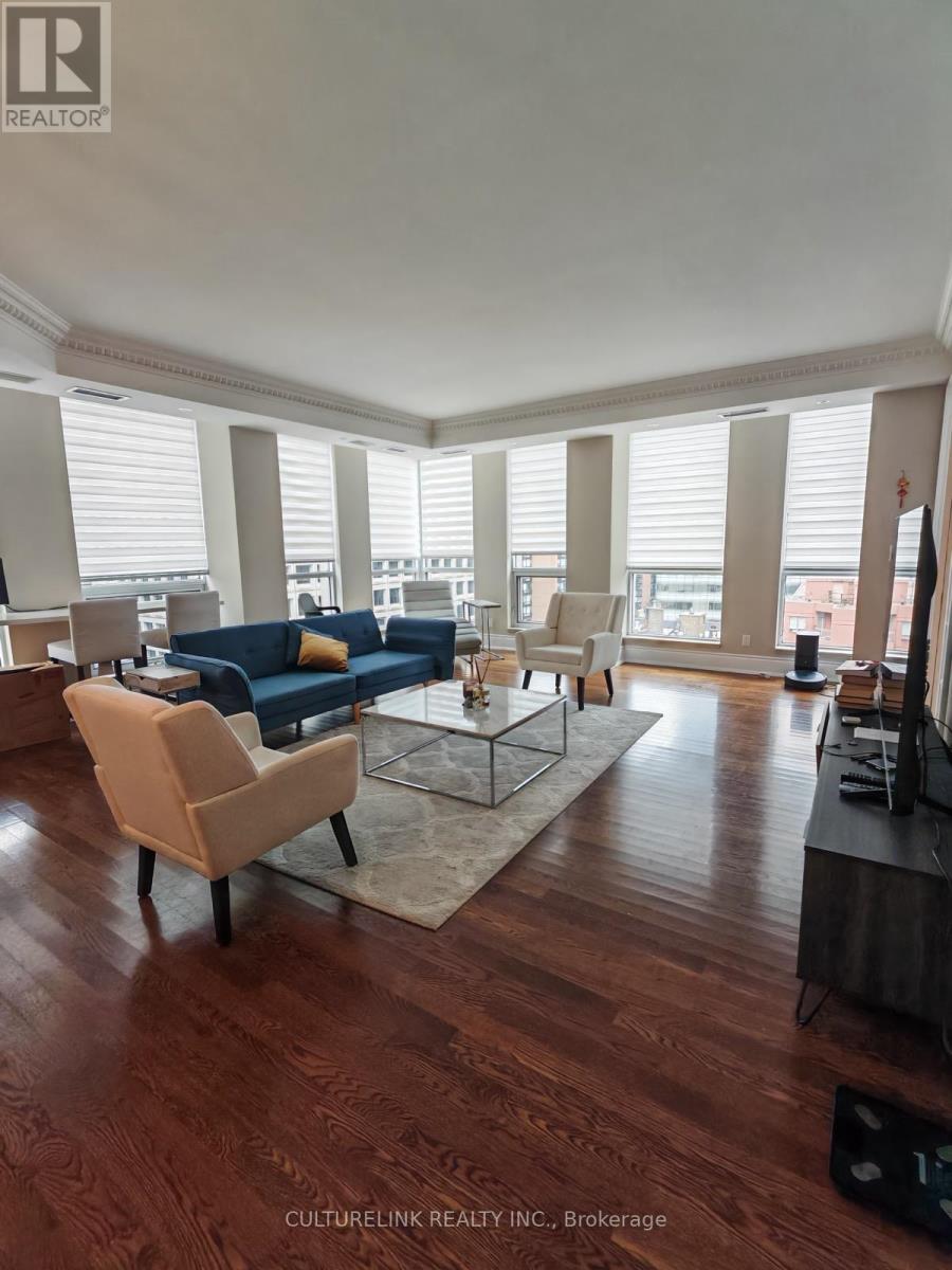 902 - 10 Bellair Street, Toronto, Ontario  M5R 3T8 - Photo 2 - C13759330