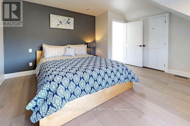 2nd & 3rd Floor - 41 Beatrice Street, Toronto, Ontario  M6J 2T2 - Photo 10 - C13759402