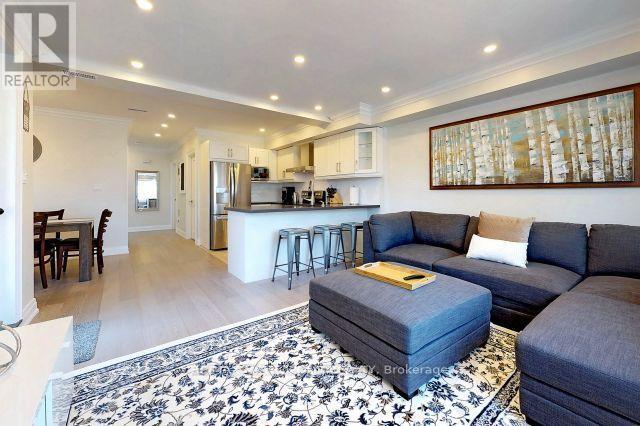 2nd & 3rd Floor - 41 Beatrice Street, Toronto, Ontario  M6J 2T2 - Photo 2 - C13759402
