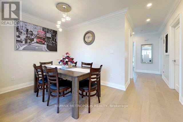 2nd & 3rd Floor - 41 Beatrice Street, Toronto, Ontario  M6J 2T2 - Photo 3 - C13759402