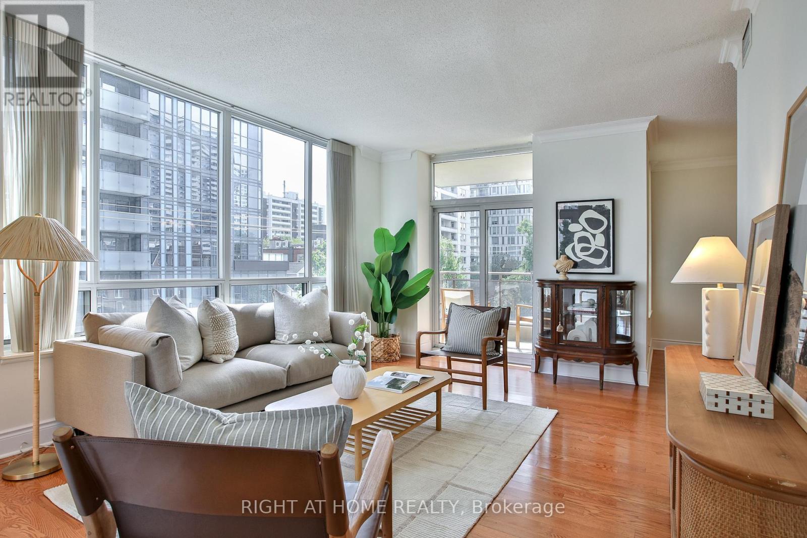 404 - 123 Eglinton Avenue E, Toronto, Ontario  M4P 1J2 - Photo 12 - C13759458