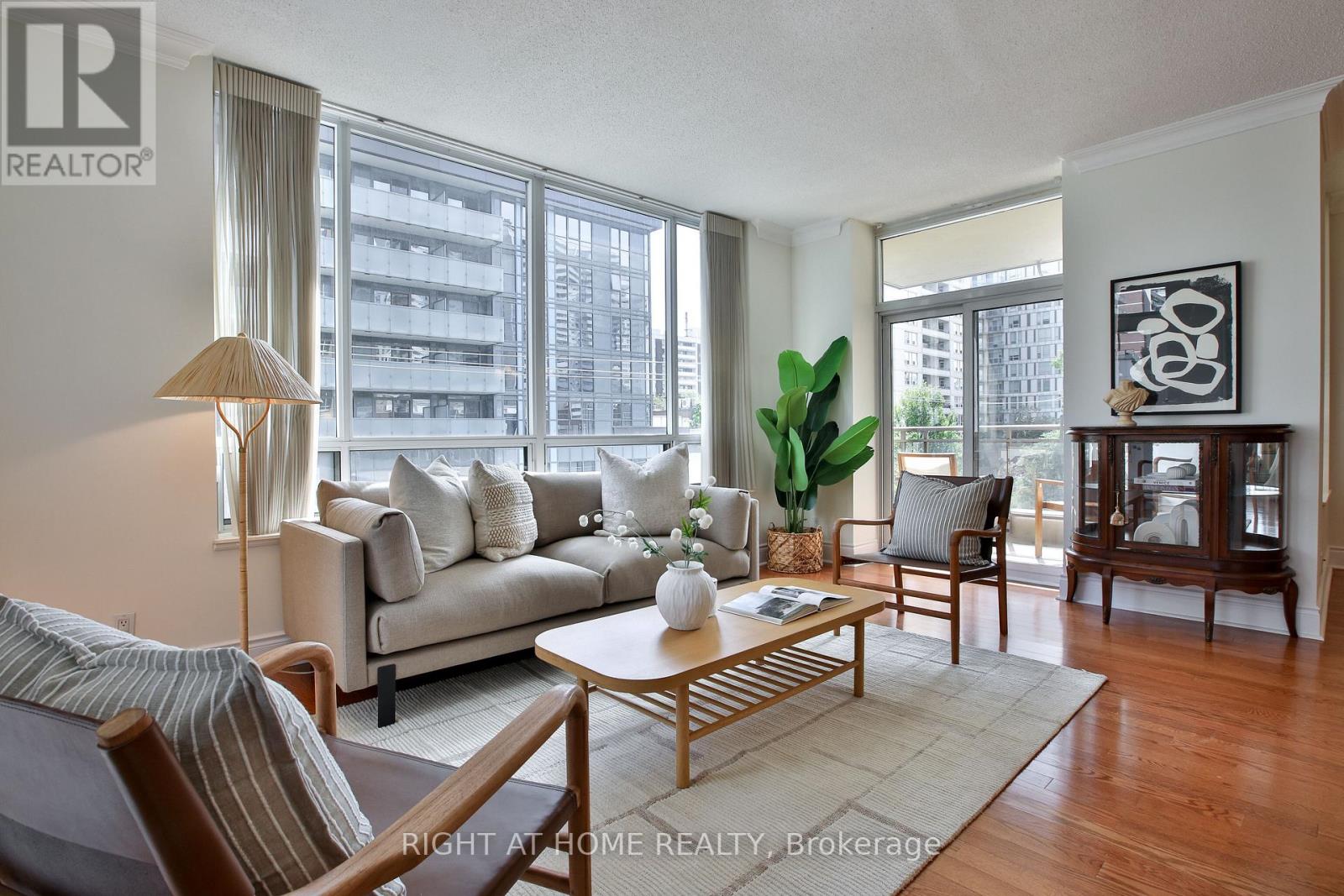 404 - 123 Eglinton Avenue E, Toronto, Ontario  M4P 1J2 - Photo 14 - C13759458
