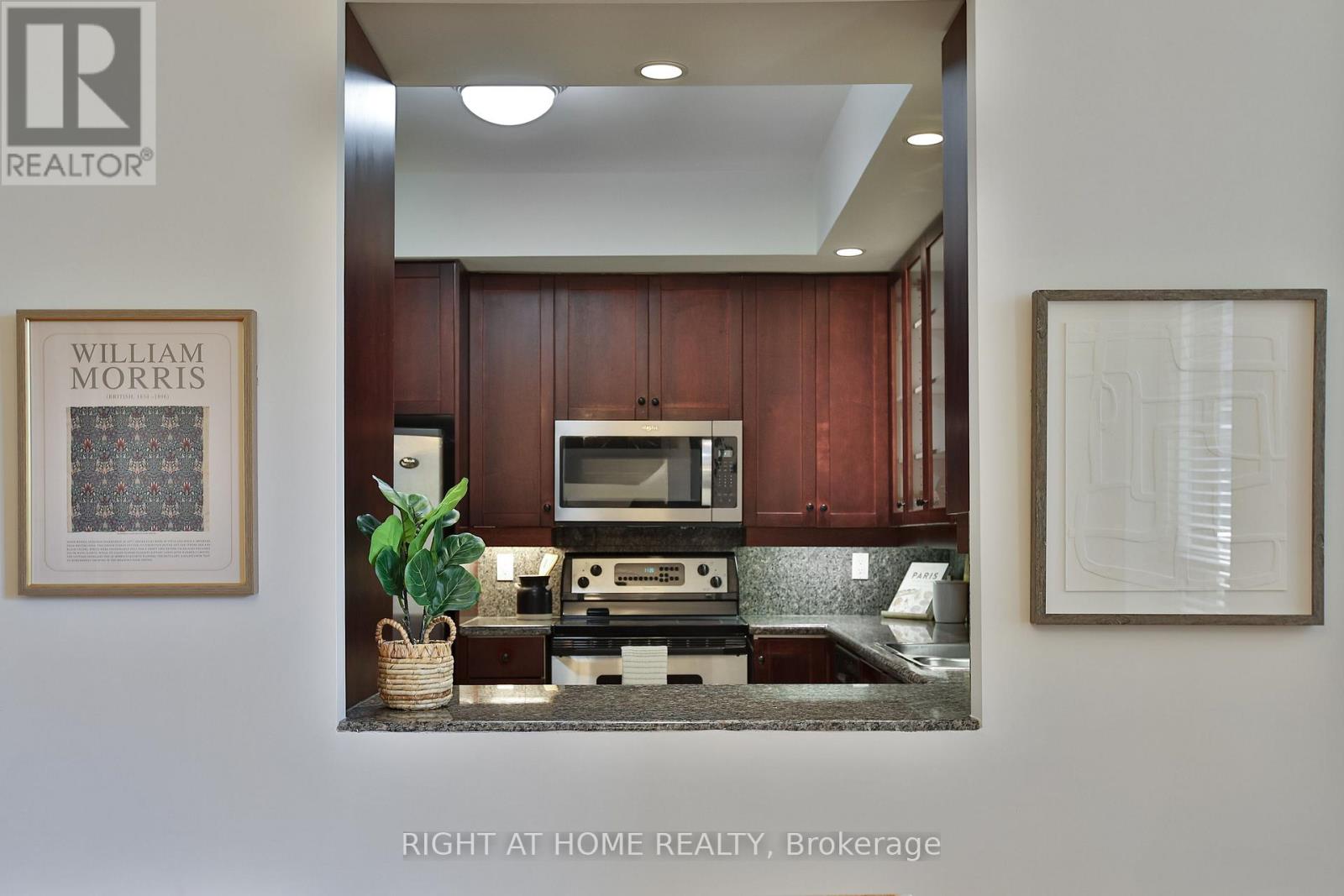 404 - 123 Eglinton Avenue E, Toronto, Ontario  M4P 1J2 - Photo 19 - C13759458