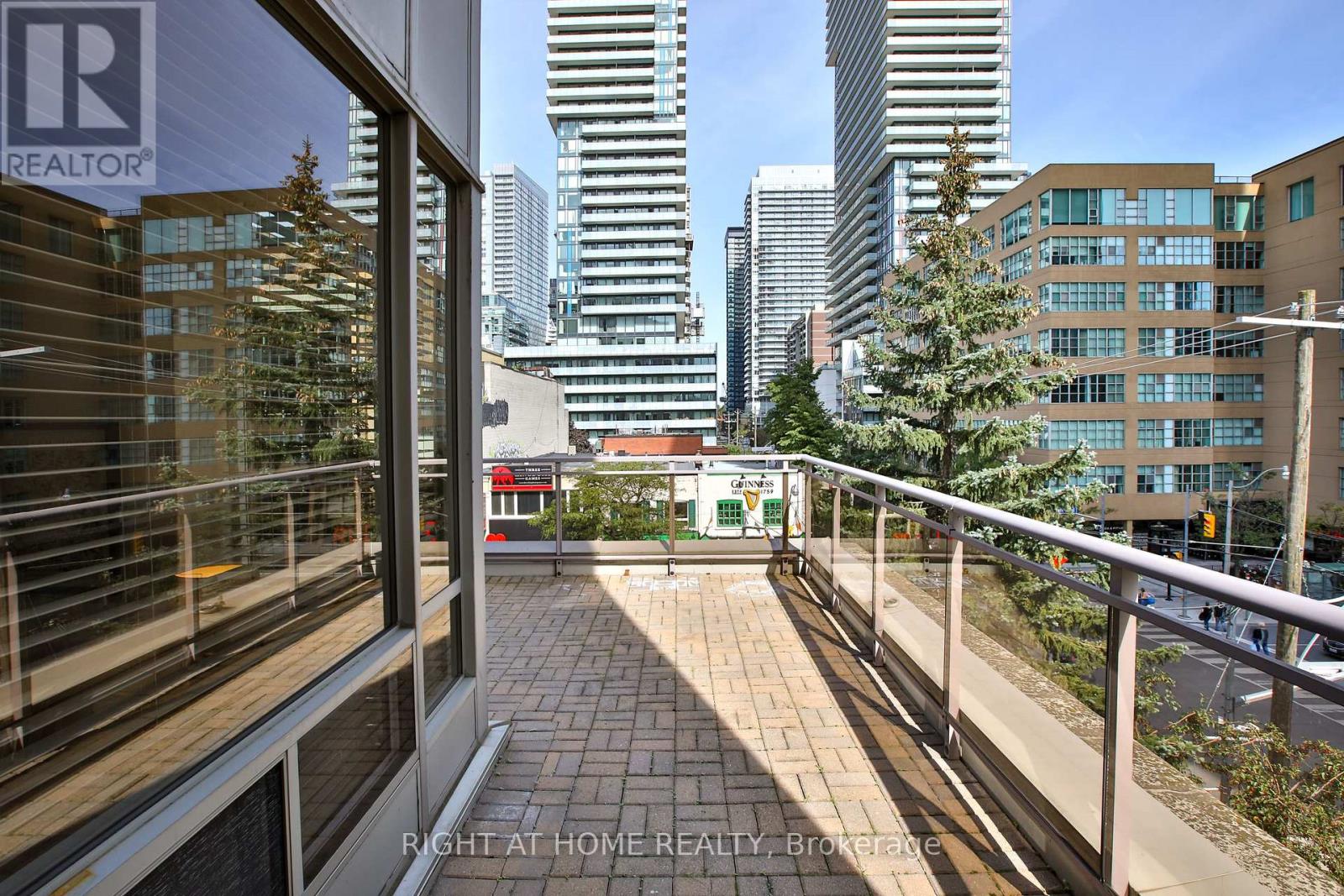 404 - 123 Eglinton Avenue E, Toronto, Ontario  M4P 1J2 - Photo 34 - C13759458
