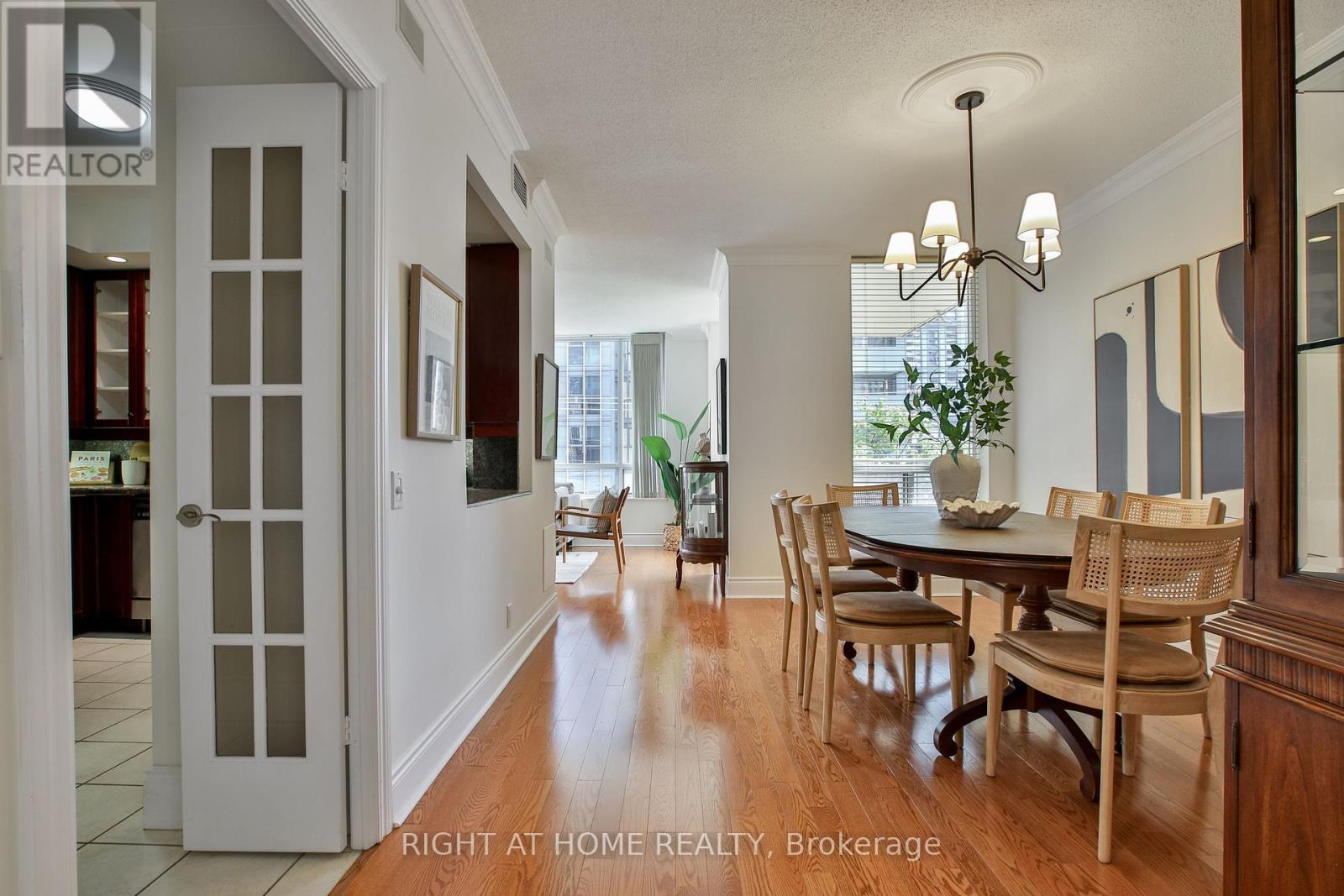404 - 123 Eglinton Avenue E, Toronto, Ontario  M4P 1J2 - Photo 4 - C13759458