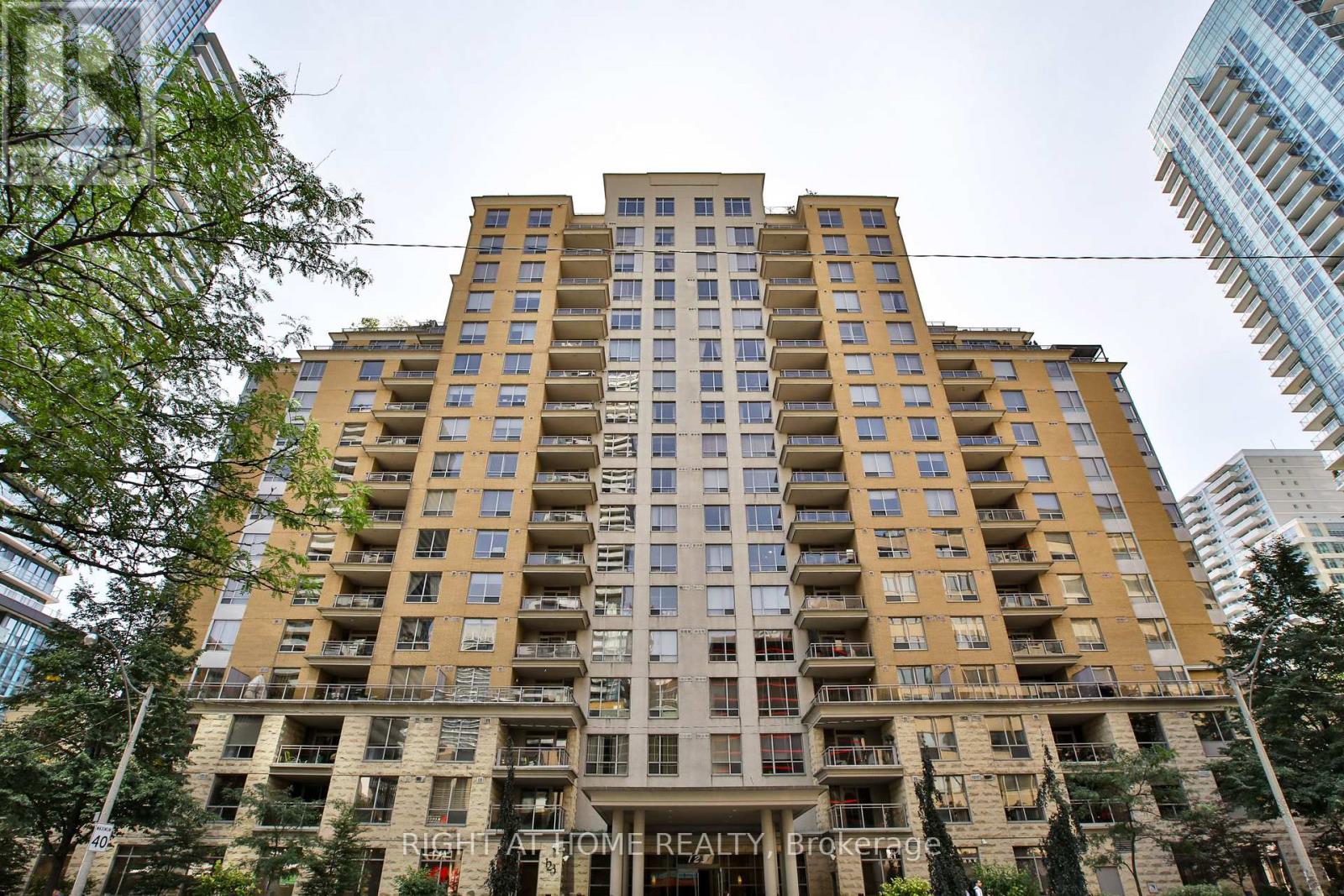 404 - 123 Eglinton Avenue E, Toronto, Ontario  M4P 1J2 - Photo 46 - C13759458