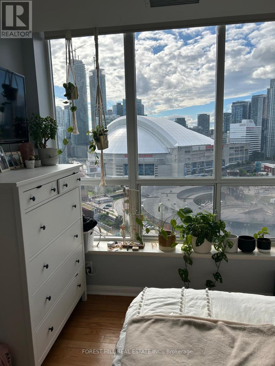 2512 - 230 Queens Quay Avenue W, Toronto, Ontario  M5J 1B5 - Photo 11 - C13759472
