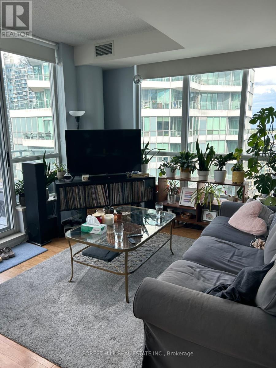 2512 - 230 Queens Quay Avenue W, Toronto, Ontario  M5J 1B5 - Photo 5 - C13759472