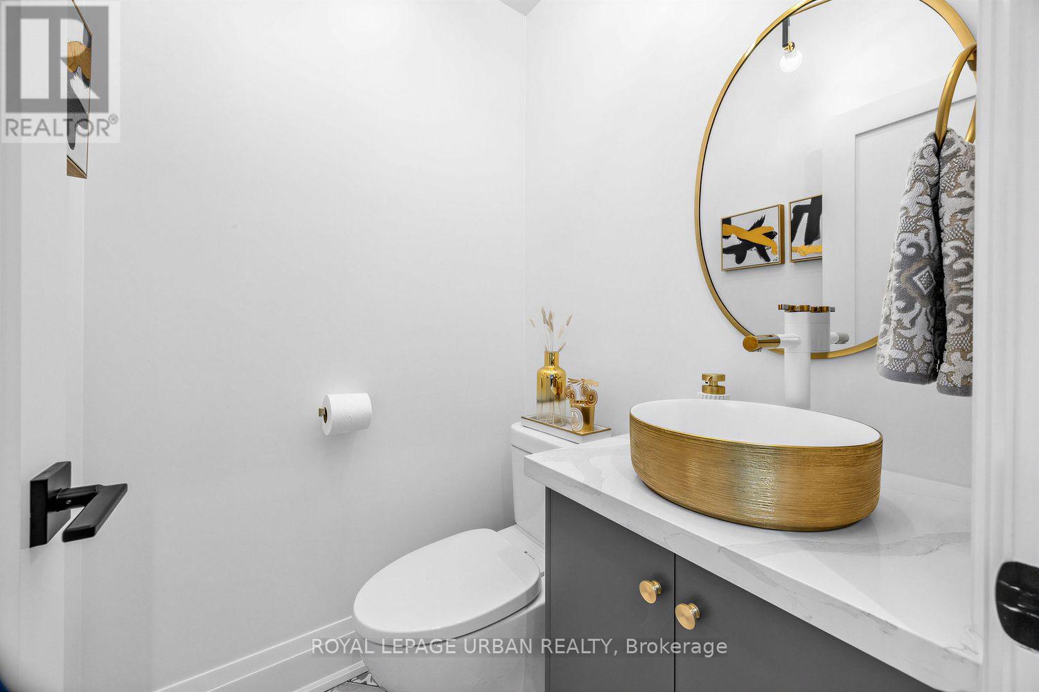 287 Glebemount Avenue, Toronto, Ontario  M4C 3T9 - Photo 22 - E13759308