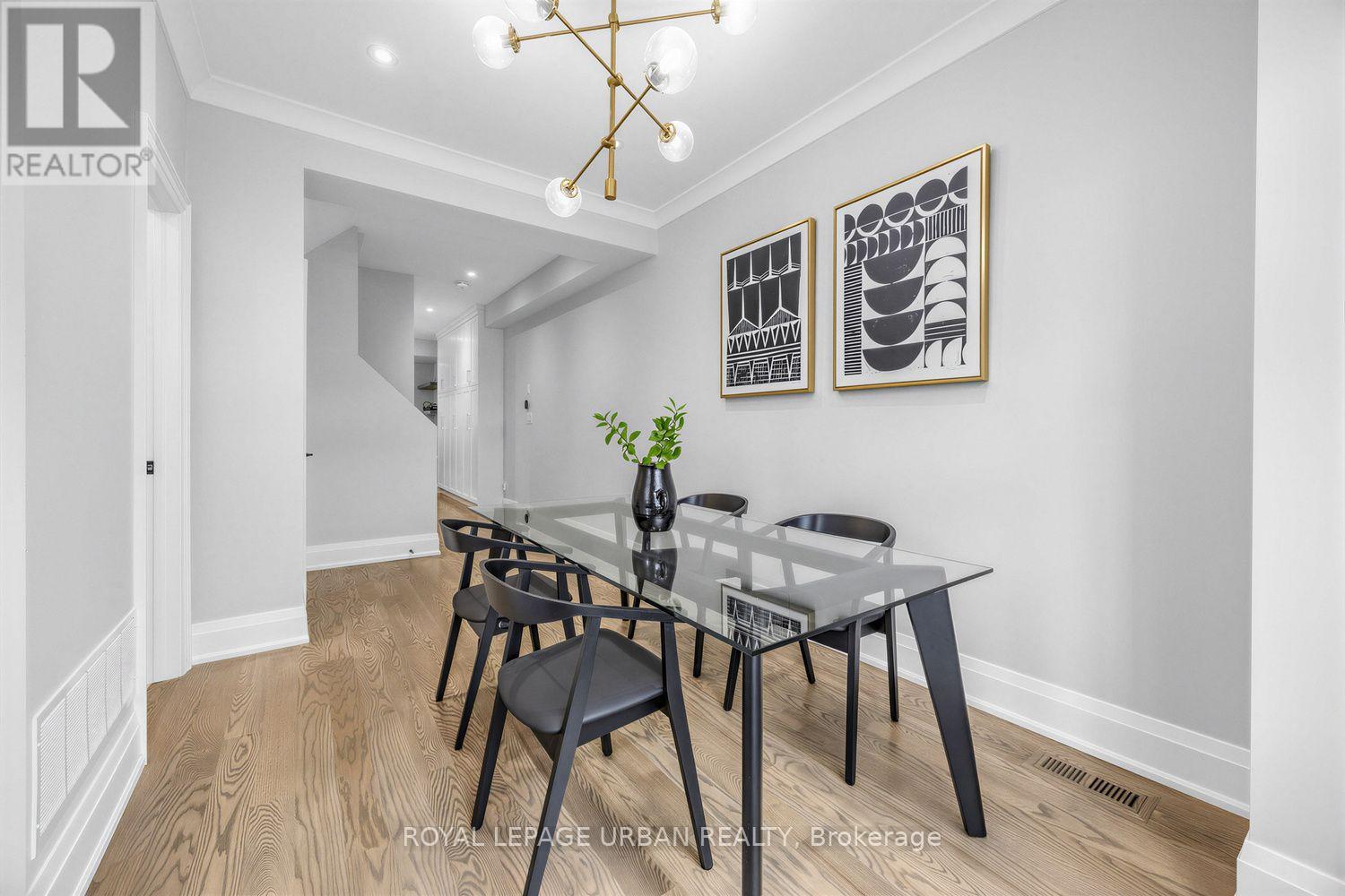 287 Glebemount Avenue, Toronto, Ontario  M4C 3T9 - Photo 3 - E13759308