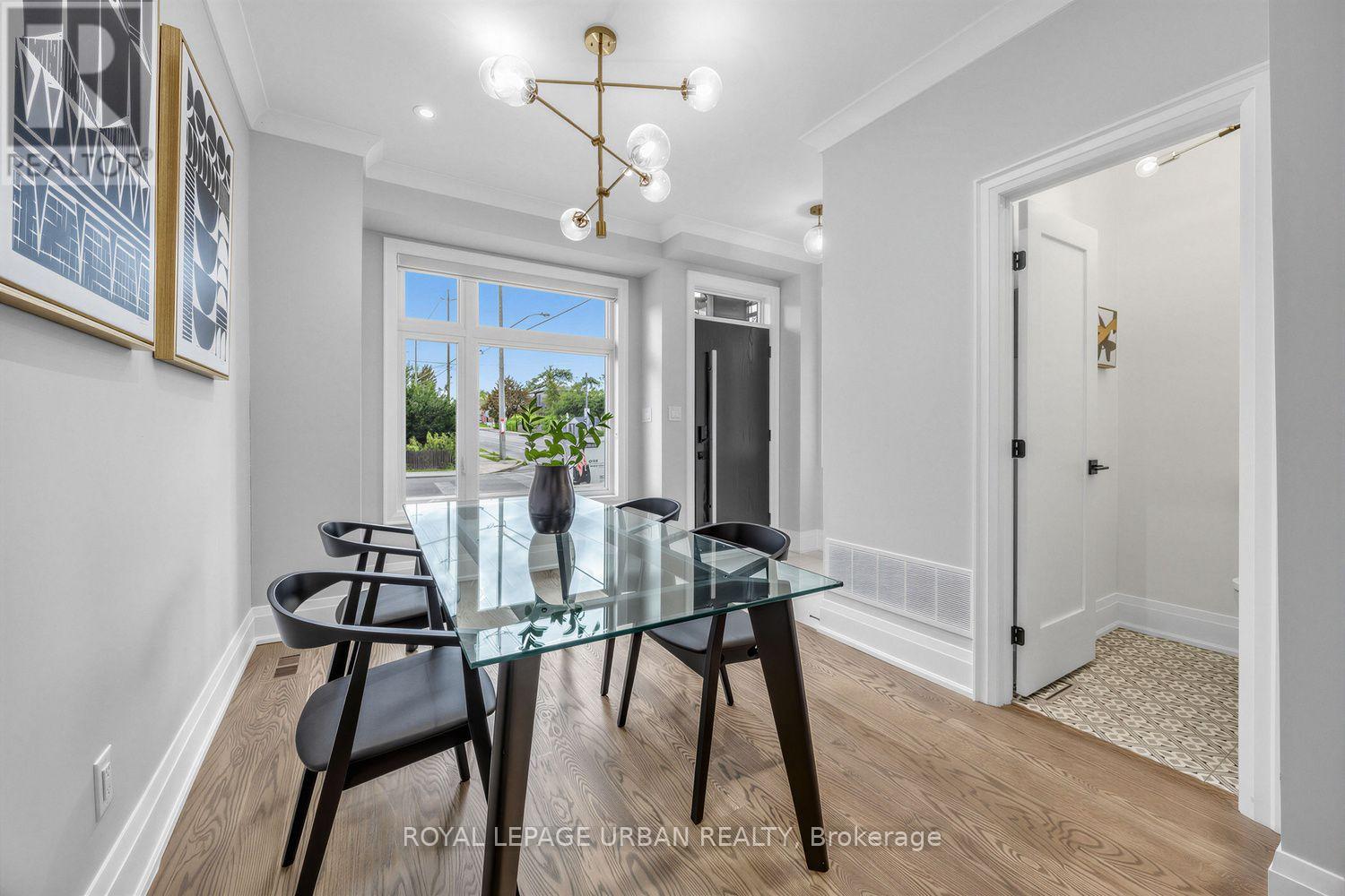 287 Glebemount Avenue, Toronto, Ontario  M4C 3T9 - Photo 4 - E13759308