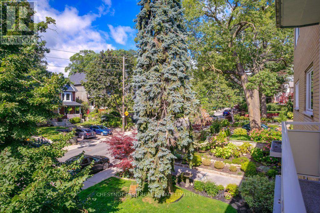 201 - 75 Scarborough Road, Toronto, Ontario  M4E 3M4 - Photo 16 - E13759348