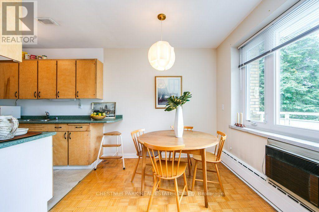 201 - 75 Scarborough Road, Toronto, Ontario  M4E 3M4 - Photo 7 - E13759348