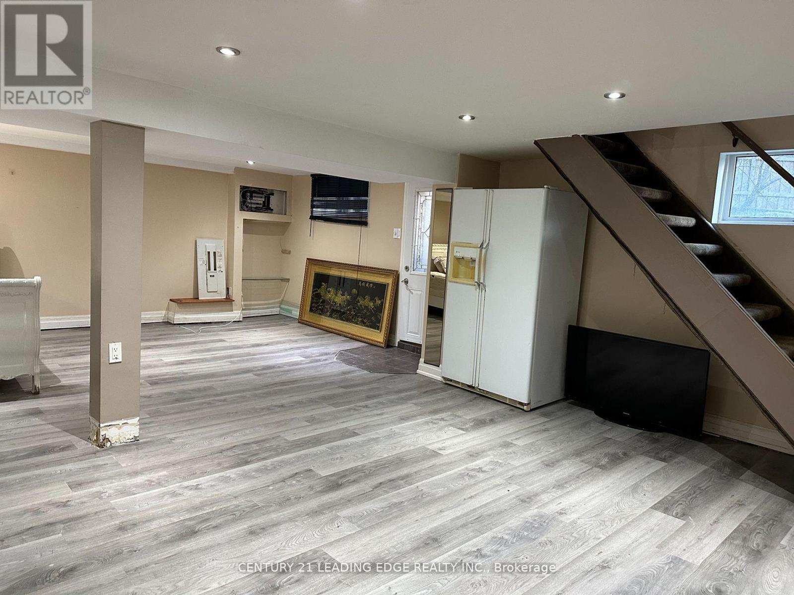(Bsmt) - 24 Barnsley Court, Toronto, Ontario  M1R 3X5 - Photo 2 - E13759448
