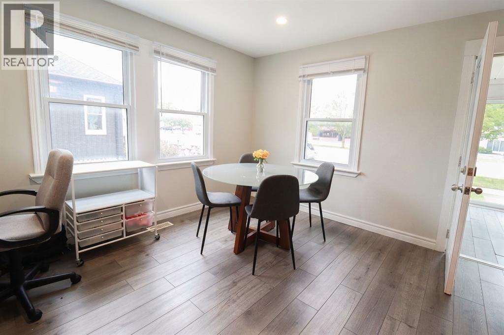438 LYNDOCH STREET St Clair Ontario Canada N0N1G0 5