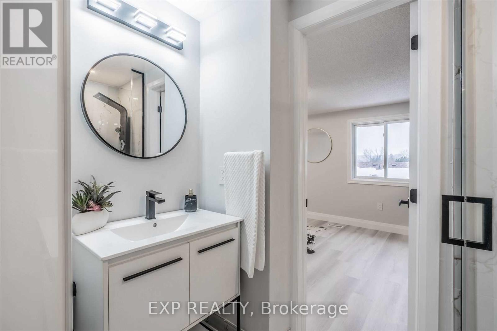526 Tara Hill Circle, Aurora, Ontario  L4G 6H2 - Photo 27 - N13759470