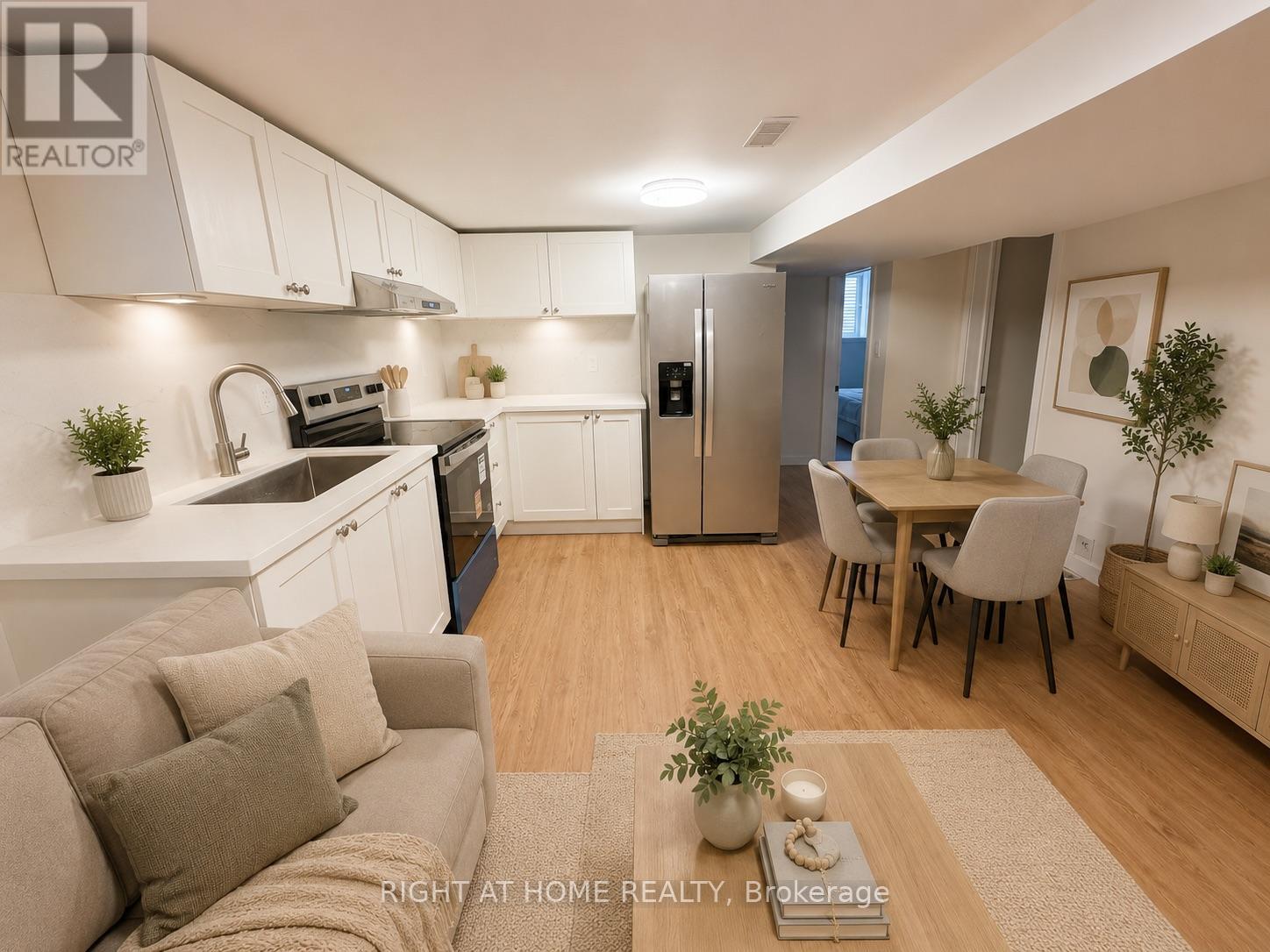 BASEMENT - 300 SOUTH KINGSWAY, Toronto, Ontario