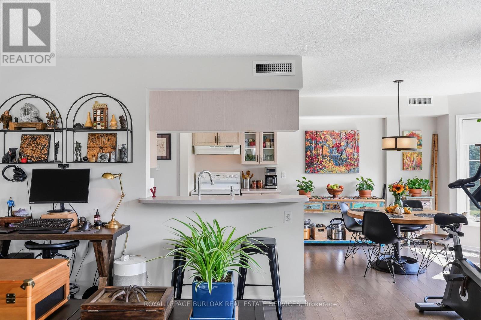 302 - 216a Plains Road W, Burlington, Ontario  L7T 4K8 - Photo 13 - W13759408