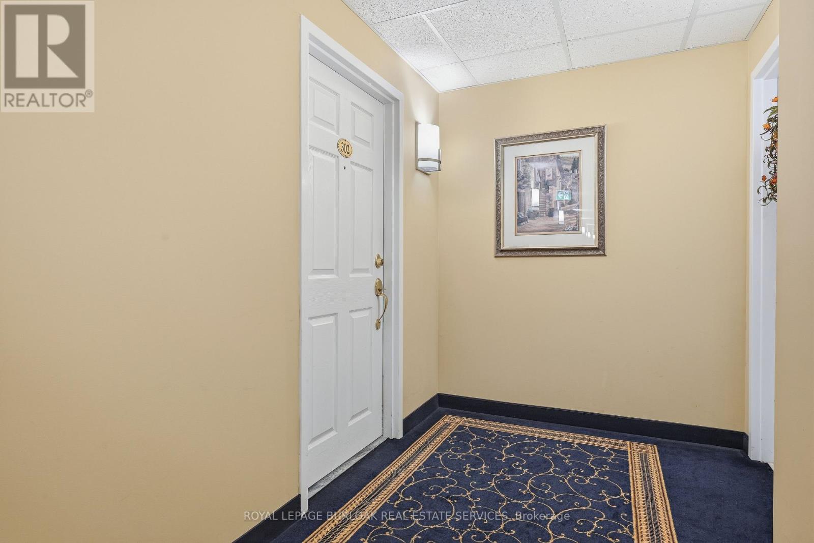 302 - 216a Plains Road W, Burlington, Ontario  L7T 4K8 - Photo 3 - W13759408