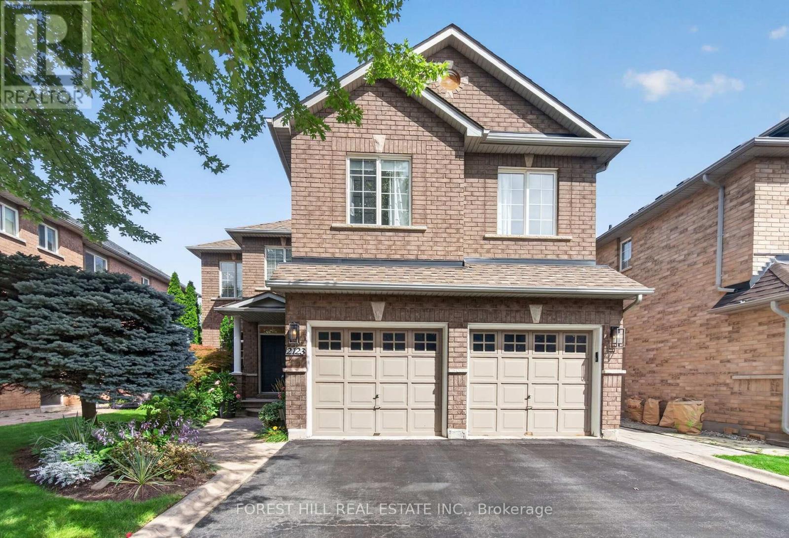 2123 SUMMER HEIGHTS TRAIL, Oakville, Ontario
