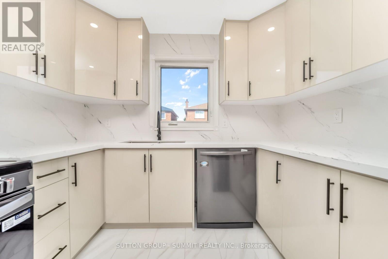 45 Cutters Crescent, Brampton, Ontario  L6Y 4M2 - Photo 19 - W13759434