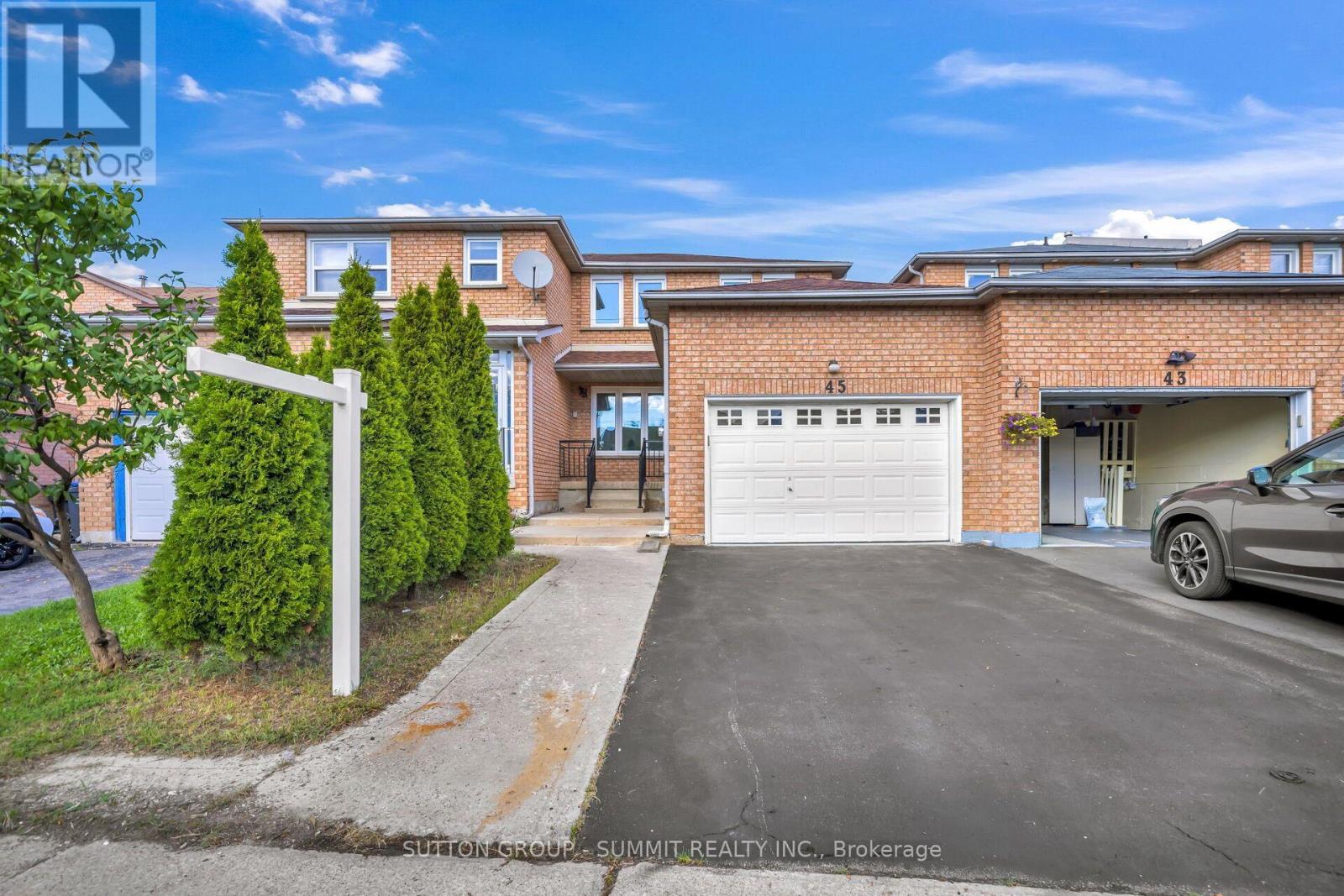 45 Cutters Crescent, Brampton, Ontario  L6Y 4M2 - Photo 4 - W13759434