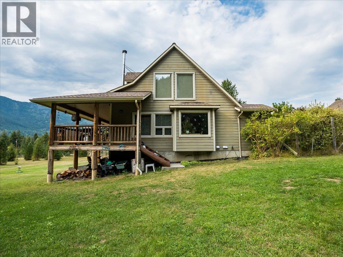 955 Cedar Brae Road, Glade, British Columbia  V1N 4R5 - Photo 3 - 10390894