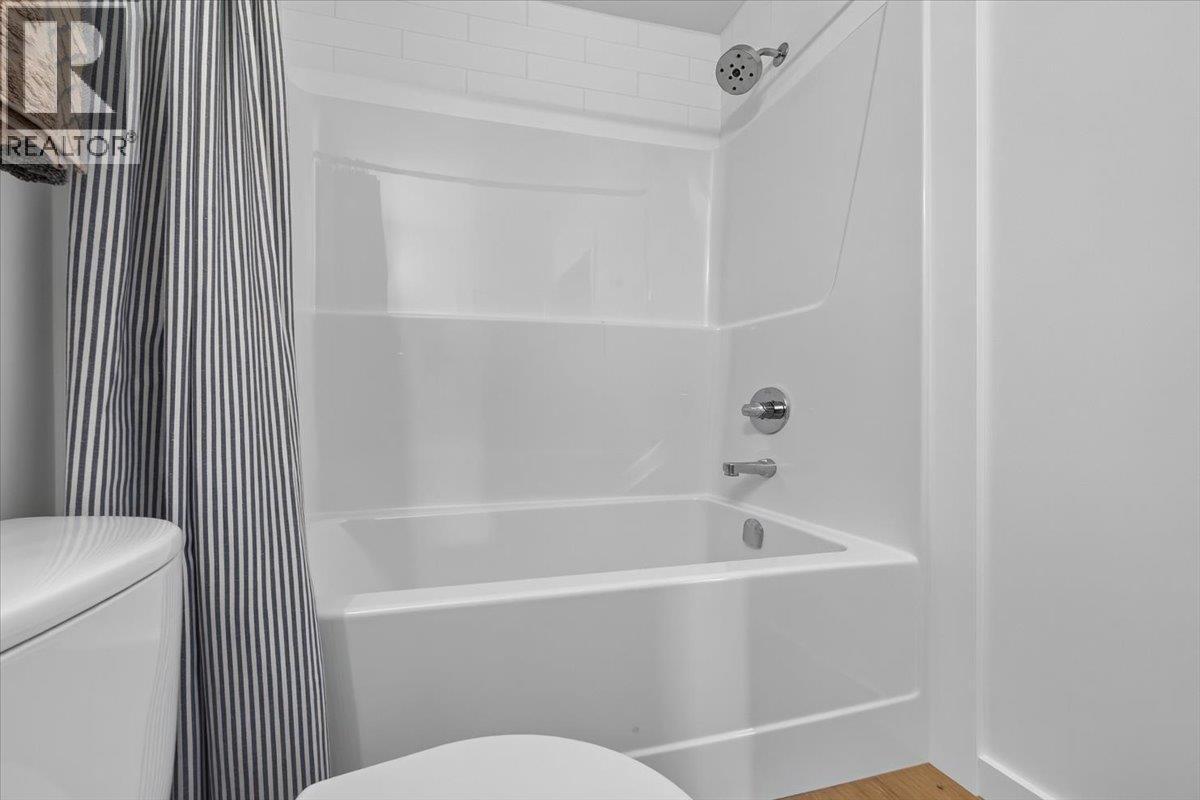 2098 Pine Tree Way Unit# 46 photo 31