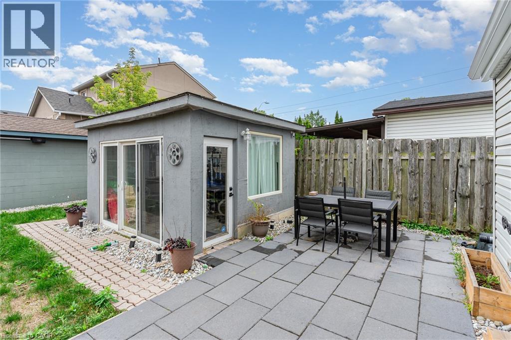 4 Robins Avenue, Hamilton, Ontario  L8H 4M6 - Photo 24 - 40861663