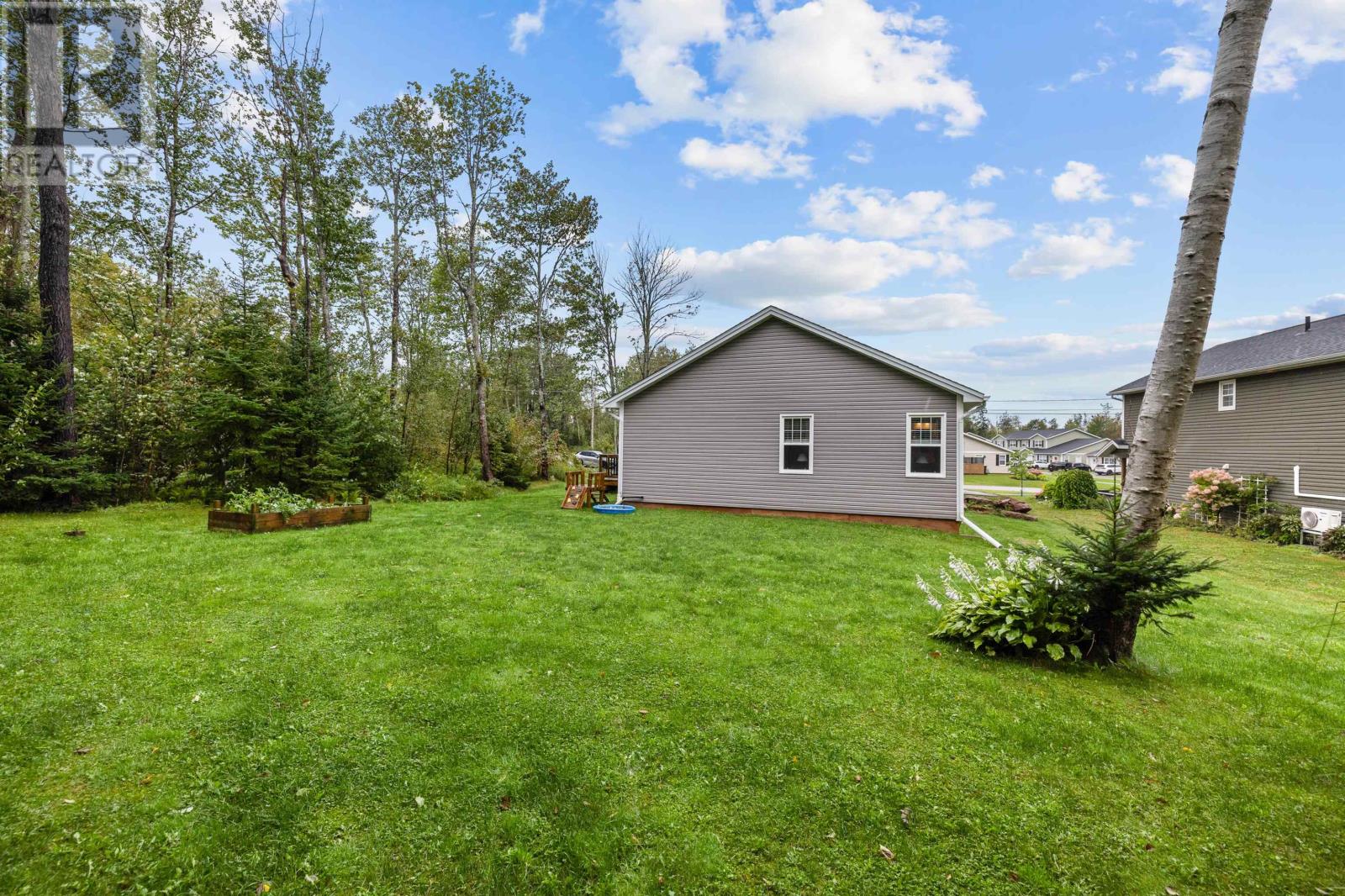 207 Hollis Avenue, Stratford, Prince Edward Island  C1B 4A1 - Photo 41 - 202622758
