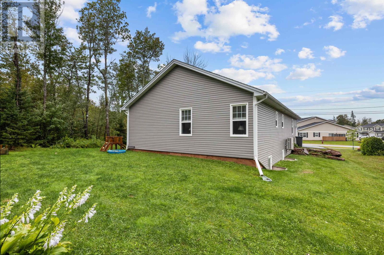 207 Hollis Avenue, Stratford, Prince Edward Island  C1B 4A1 - Photo 43 - 202622758