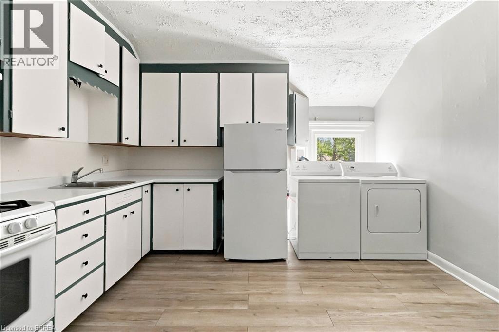 63 East Avenue Unit# Upper, Brantford, Ontario  N3S 3L5 - Photo 6 - 40861329