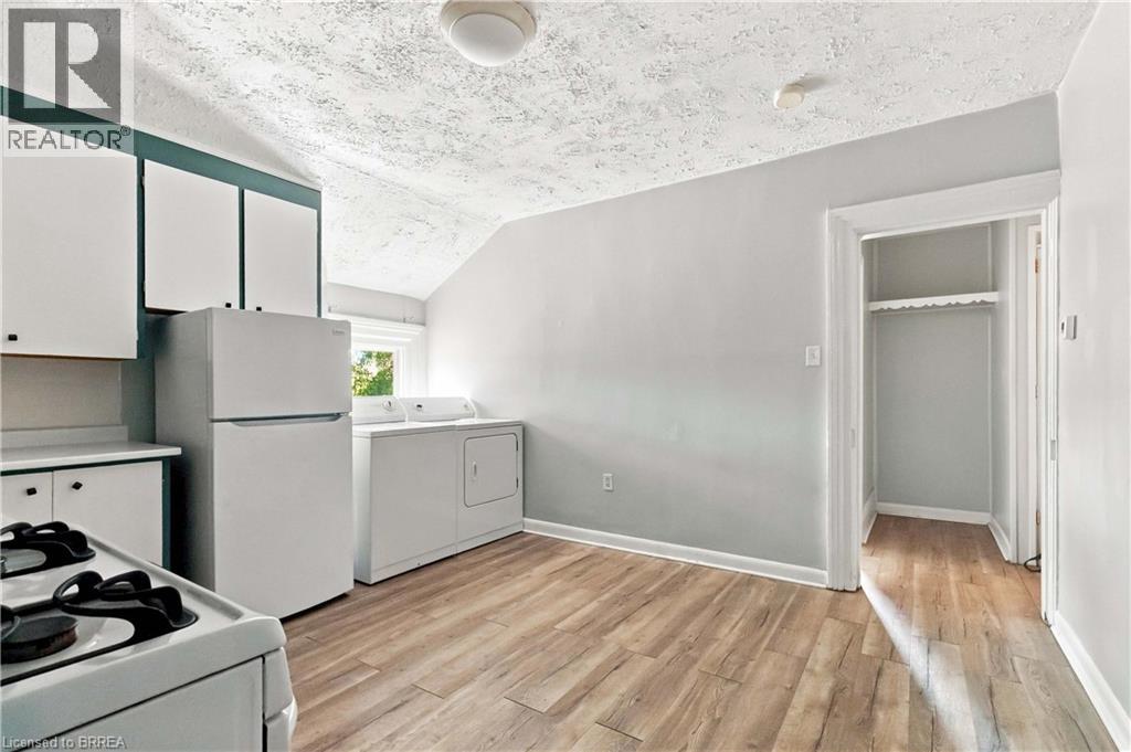 63 East Avenue Unit# Upper, Brantford, Ontario  N3S 3L5 - Photo 8 - 40861329
