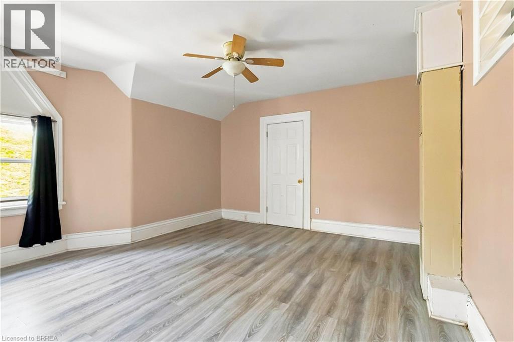 63 East Avenue Unit# Upper, Brantford, Ontario  N3S 3L5 - Photo 3 - 40861329