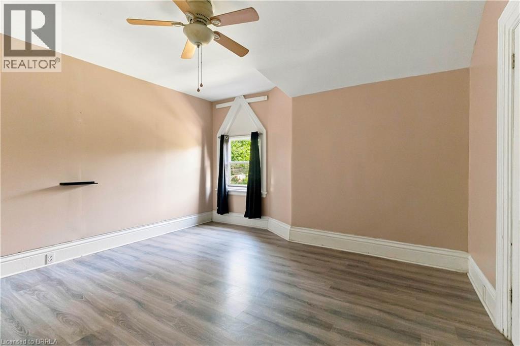 63 East Avenue Unit# Upper, Brantford, Ontario  N3S 3L5 - Photo 4 - 40861329