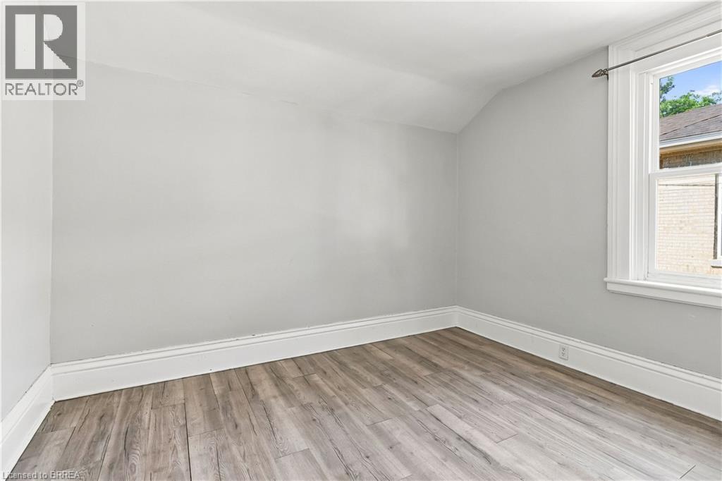 63 East Avenue Unit# Upper, Brantford, Ontario  N3S 3L5 - Photo 12 - 40861329