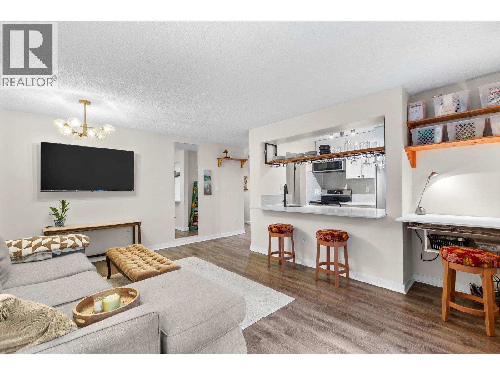 210 9867 Manchester Drive, Burnaby, British Columbia  V3N 4P6 - Photo 6 - R3162353