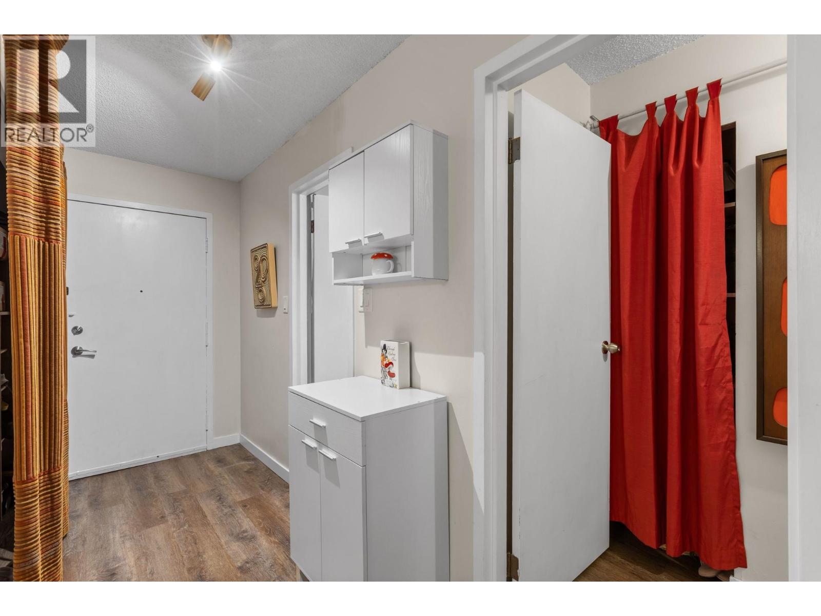 210 9867 Manchester Drive, Burnaby, British Columbia  V3N 4P6 - Photo 23 - R3162353