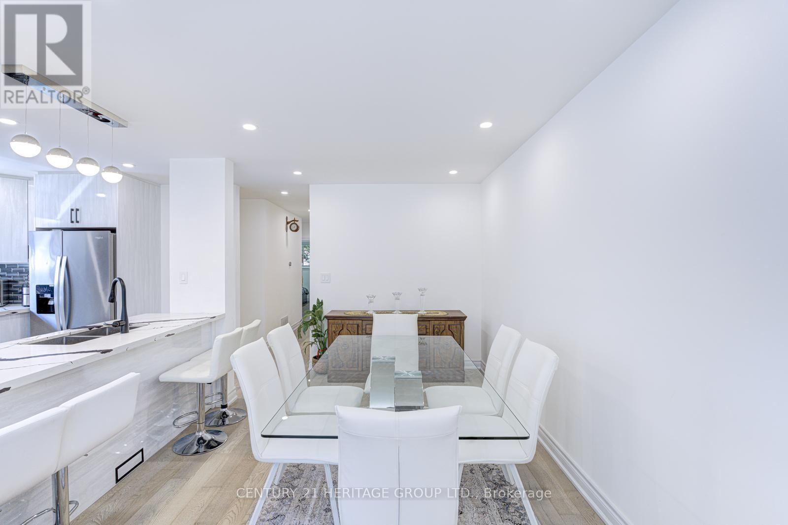 117 Marbury Crescent, Toronto, Ontario  M3A 2G3 - Photo 11 - C13759158